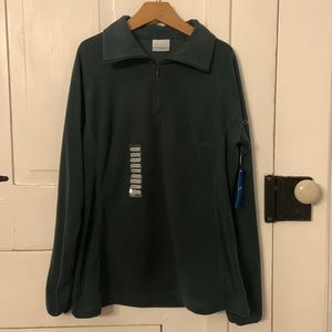 Women’s forest green Columbia fleece.  Size M.  NWT.